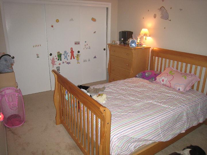 New Big Girl Bed 02.JPG